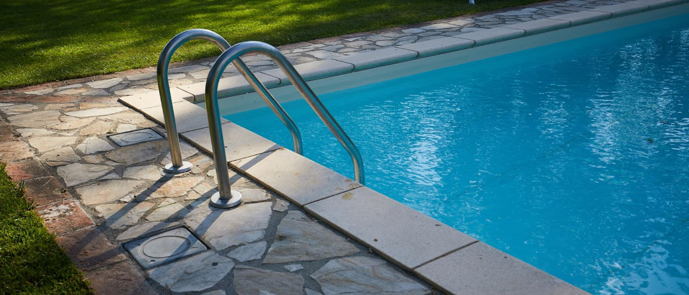 pests-in-the-pool-here-s-how-to-get-rid-of-them-jp-pest-services